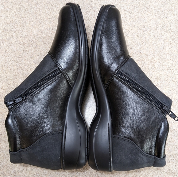 NWT Ros Hommerson Superb Comfort Leather Ankle Boots Size 8.5M - Picture 4 of 7
